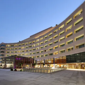 Eurostars Grand Marina Hotel GL Отели рядом с достопримечательностью «Морской музей»