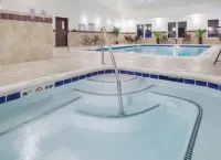 Holiday Inn Express & Suites OMAHA I - 80 by IHG - Hot Tub