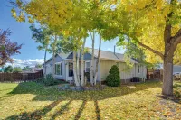 2 Mi to Dtwn: Grand Junction Home w/ Hot Tub - ห้องครัว