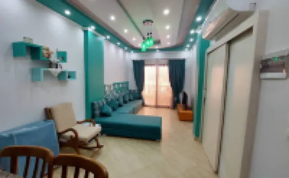 Luxurious Chalet in Hurghada with Sea Views and Pool Access