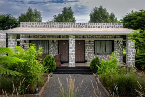 Jawai Empire Resort by Premier Hotels - Luxury Tent & Cottage Stay - Leopard Safari Near Jawai DAM - 3-Star