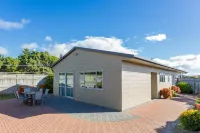 Lake Taupo Holiday Resort Hotels in Tauhara
