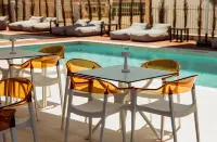 Regency Boutique Hotel Holiday Suits