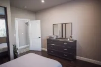 Travelers Dream! Large Home, Huge Yard, Style & Comfort