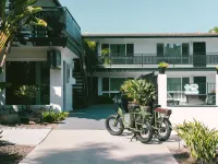 Pacific Crest Hotel Hotels near Kunin Wines