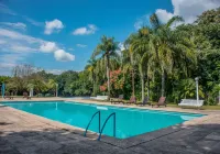 Altos de la Viña, Wine Hotel & Spa - Pools