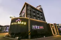 Gunsan Hotel May Hotels in Gunsan-si