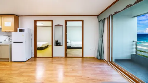 Yangyang Beach Condo - Apartments
