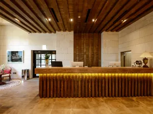 베니키아 더 에이치 호텔