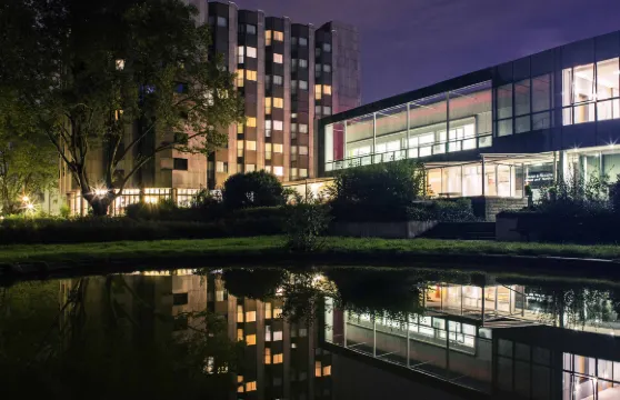 多特蒙德展覽中心美居酒店