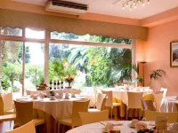 Hotel Continental - breakfast