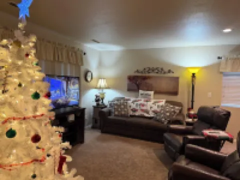 Tranquility with perfect location. Walk in unit NO STAIRS Golf course view