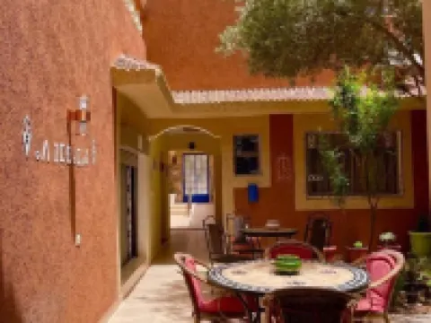 阿布拉招待所 瓦爾扎扎特酒店