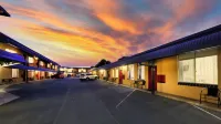 Ashton Motel Hotels in Tumut