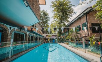 Hollandse Club Retreat