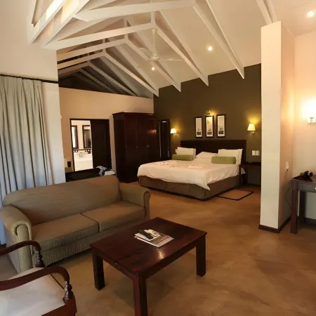 Perry's Bridge Hollow Boutique Hotel