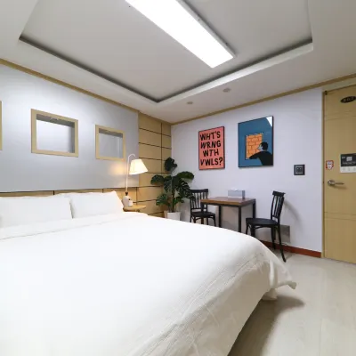 Incheon (Dongam) Soo Hotels near متجر الايف متعدد الأقسام