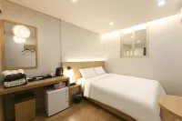 Jinju Wannabe Hotel