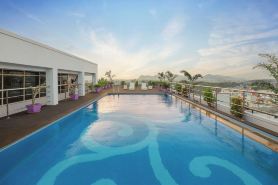 Vivanta Vijayawada, MG Road