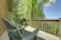 Hot Tub, Fire Pit and Mtn Views Bryson City Escape - 4-Star