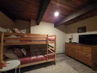 Tips up Townhome - 3 Bd 2.5 BT - Ideal Stowe Location! Family & Remote Friendly! - balcón