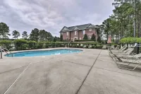 Anderson Creek Resort Condo on Golf Course w/ Pool - parking