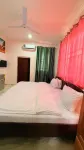 RAGANT HOTEL Hotels in Elmina