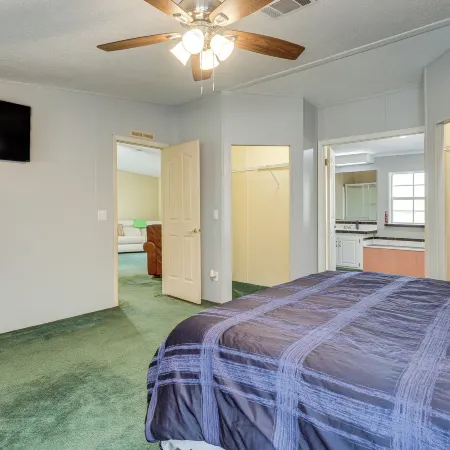 Peaceful Mcalpin Home on 5 Acres w/ Private Deck!