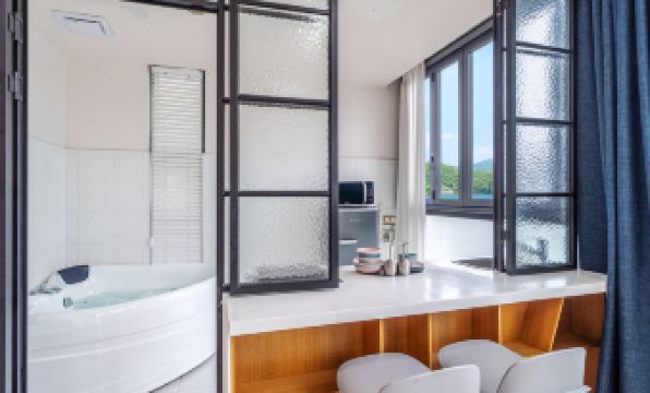 加平 가평 더스퀘어24 스파&수영장펜션(Gapyeong the Squre 24 Spa) 4星级 酒店 外观