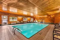 Super 8 by Wyndham Bloomington University Area Hôtels à : Bloomington