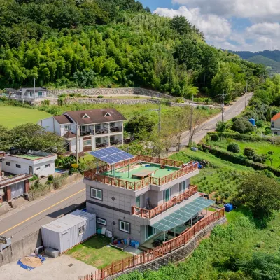 Geoje Chilcheon Do Dream Pension โรงแรมใกล้สะพานเชื่อมปูซาน-เกาะเจ