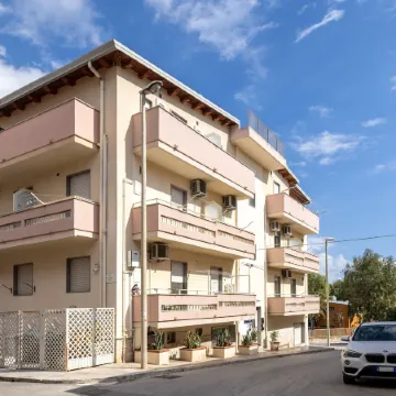 B&B Brezza Marina & Ristorante Shoreline