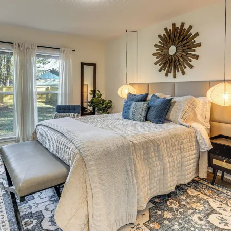 Quiet & Modern Family Home in Spring Lake