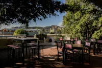 Agrado Guest House