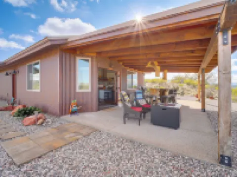 Surrounding Mtn & Valley Views! Cornville Getaway Hotels in Cornville