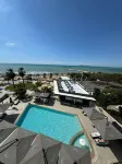 Comfort Suites - Sea View