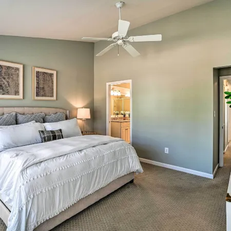 Resort Villa on Golf Course with Beach Access!