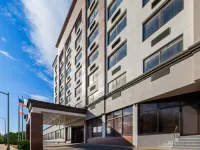 Holiday Inn Express & Suites WASHINGTON DC -  NOMA by IHG Hotels near Brooks Station