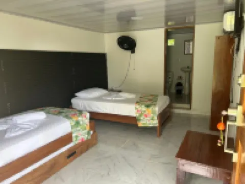 Hotel Nuquimar Hotels in Nuqui