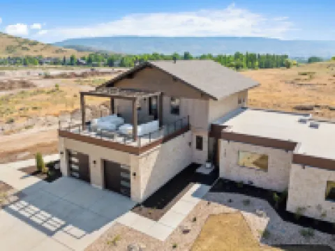 アメヤリ レジデンス ミッドウェイのホテル