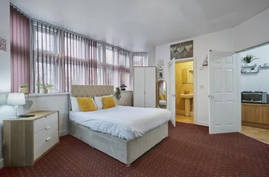 Hayy Studios Comfortable Stays in Deighton