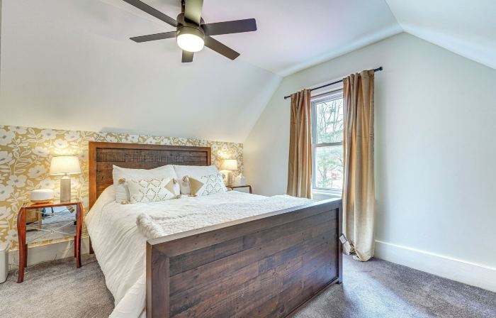 Lovely Ludlow Farmhouse ~ 1 Mi to Town & Slopes!