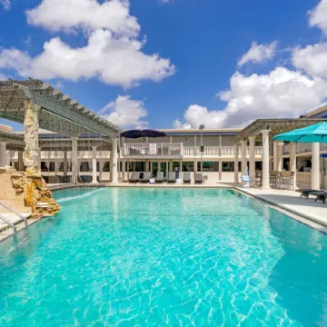 Quality Inn and Conference Center Tampa-Brandon