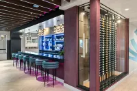 voco ARDEZ HOTEL SUNNYVALE by IHG - bar