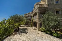 Pietra Mare Apartments - Motels