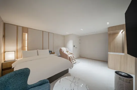 閔京市酒店