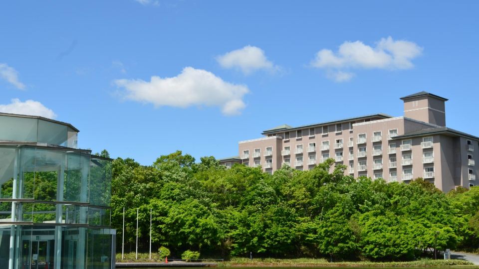 Okura Akademia Park Hotel