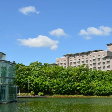Okura Akademia Park Hotel