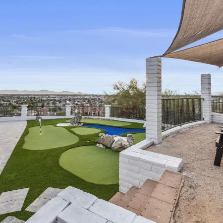 Built Into A Mtn - Heated Pool & Lounge