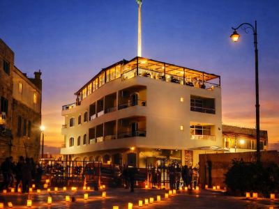 Saint John Hotel